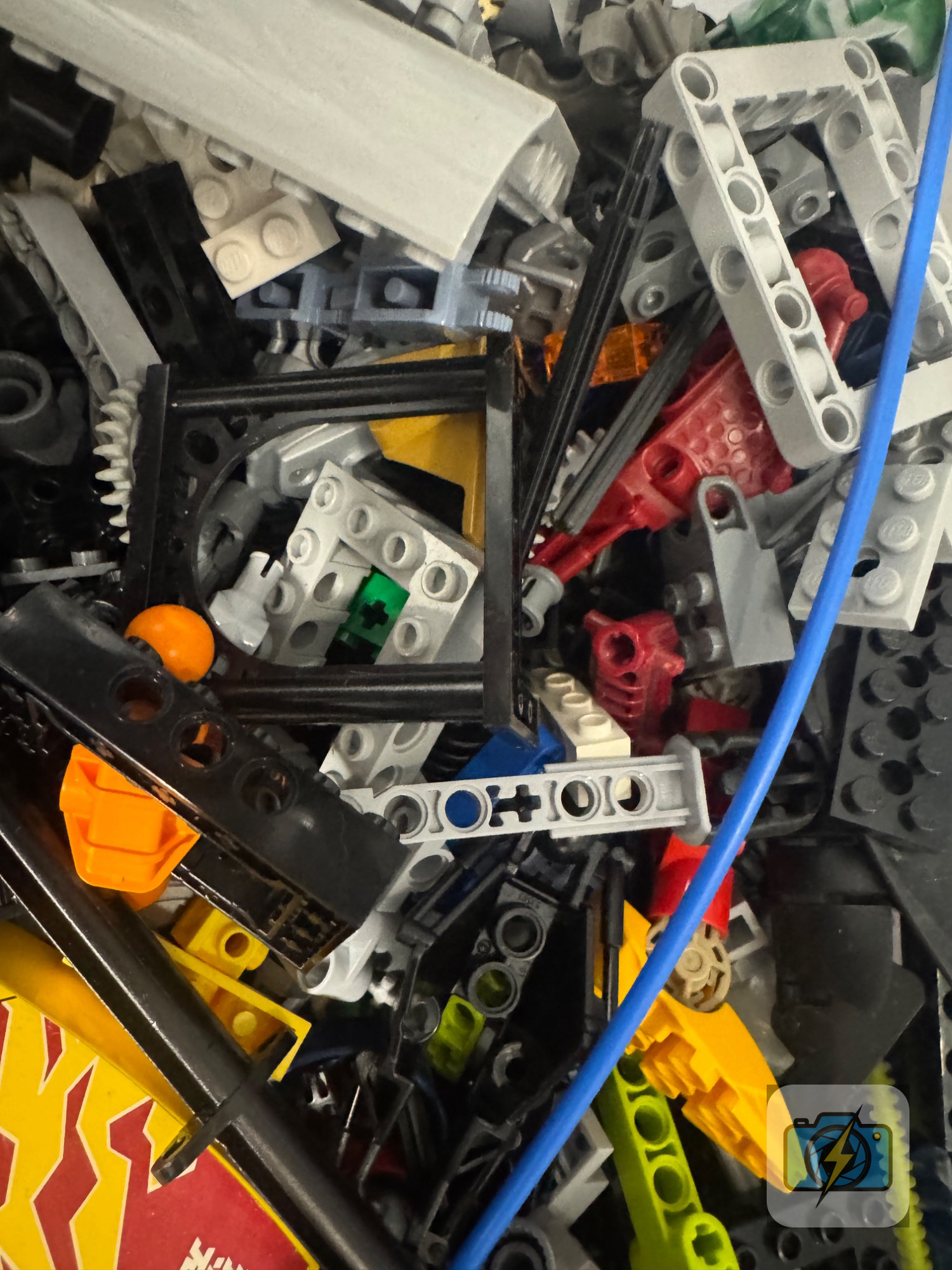LEGO, Bulk Mixed Lot, Technic & System Parts (Loose/Unsorted)