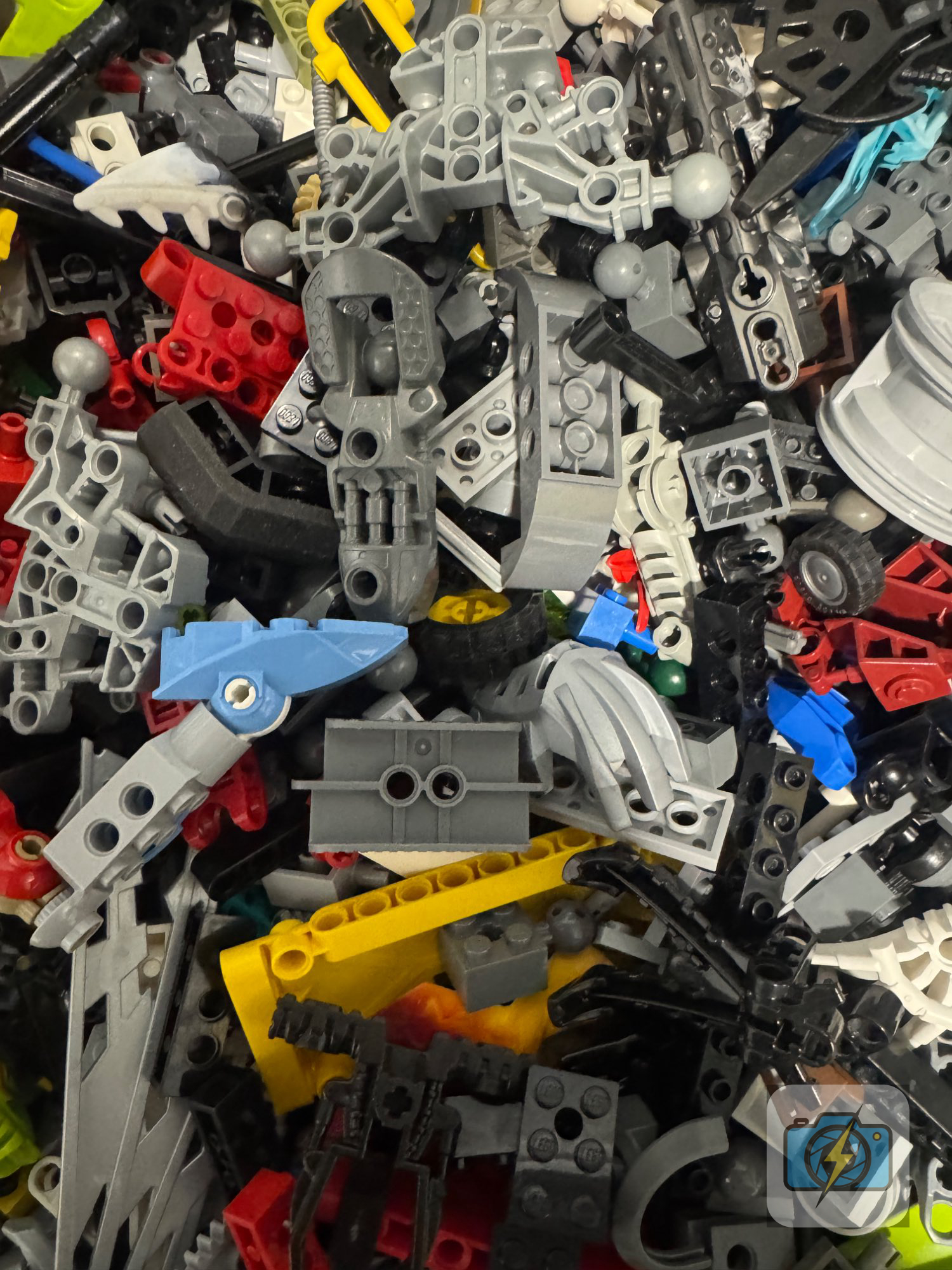 LEGO, Bulk Mixed Lot, Technic & Bionicle/System Parts (Unsorted)