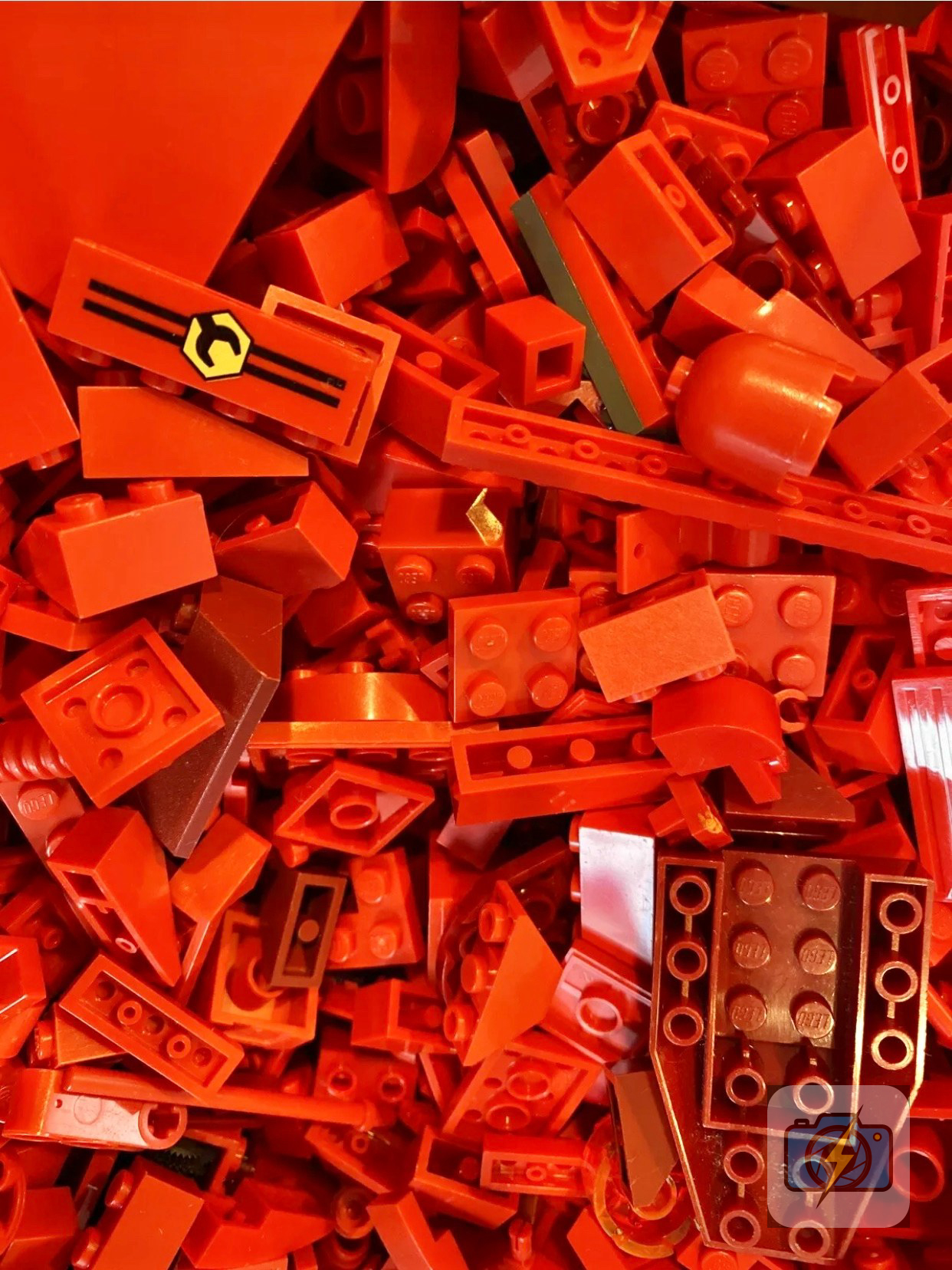 LEGO Bulk Red Bricks & Parts Lot (Mixed, Unsorted) - Ninjago Printed Tile Included